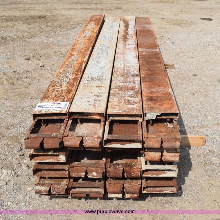 image for item L3481 (45) concrete curb forms