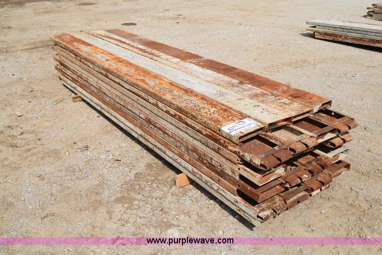 image for item L3481 (45) concrete curb forms