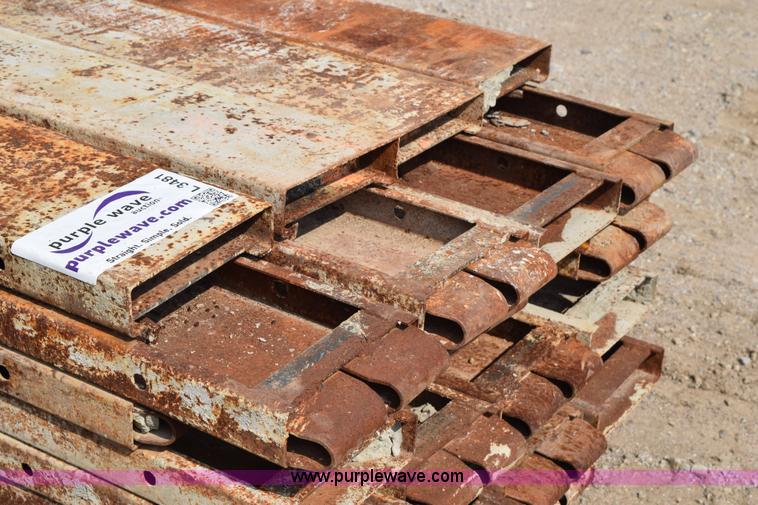 image for item L3481 (45) concrete curb forms