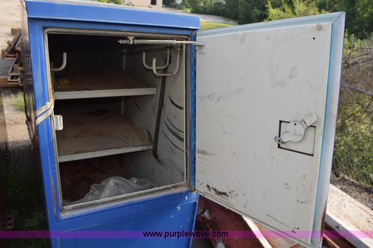 image for item L3482 (2) Knapheide toolboxes