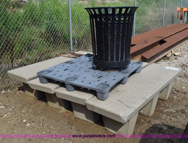 image for item L3487 (4) park benches and trash cans