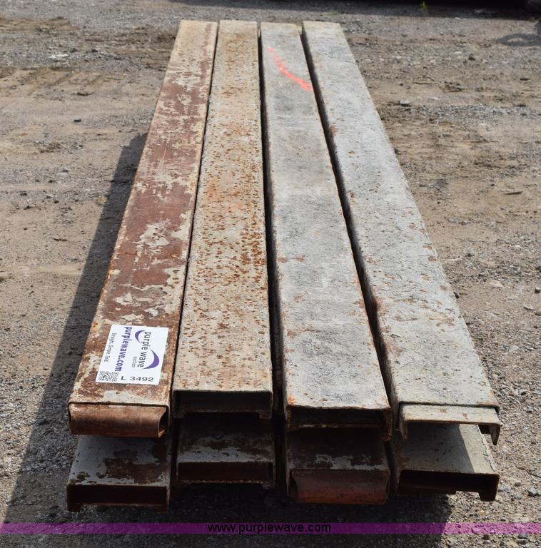 image for item L3492 (20) concrete forms