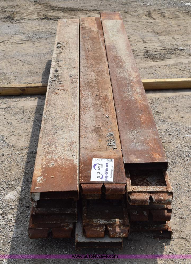 image for item L3493 (18) concrete forms