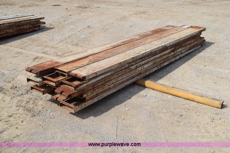 image for item L3493 (18) concrete forms