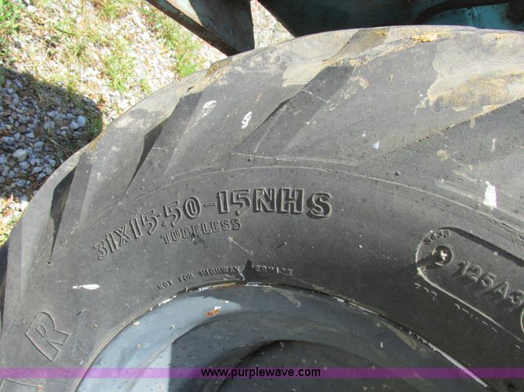 image for item L4009 Condor 4887 scissor lift