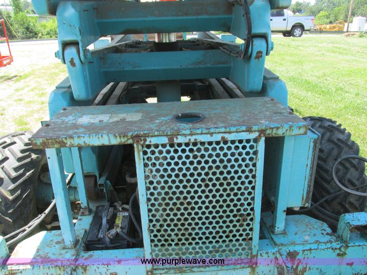 image for item L4009 Condor 4887 scissor lift