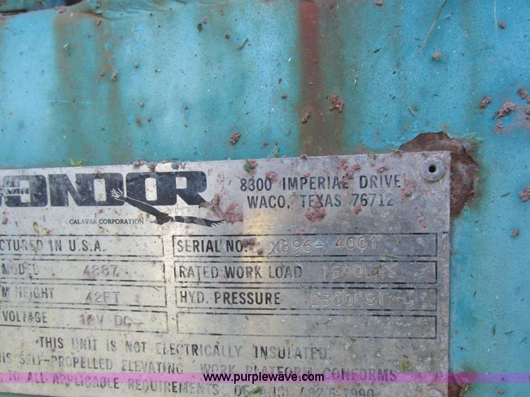 image for item L4009 Condor 4887 scissor lift