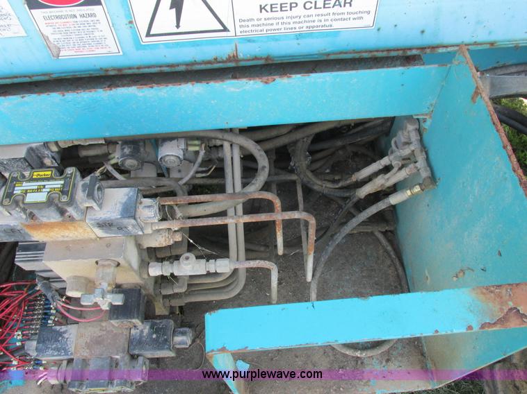 image for item L4009 Condor 4887 scissor lift