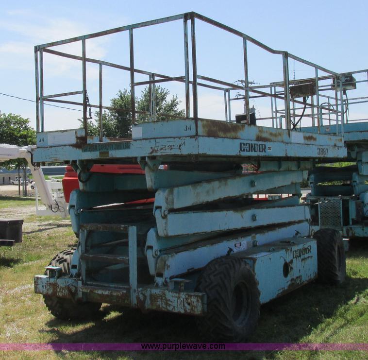 image for item L4010 Condor 3887 scissor lift