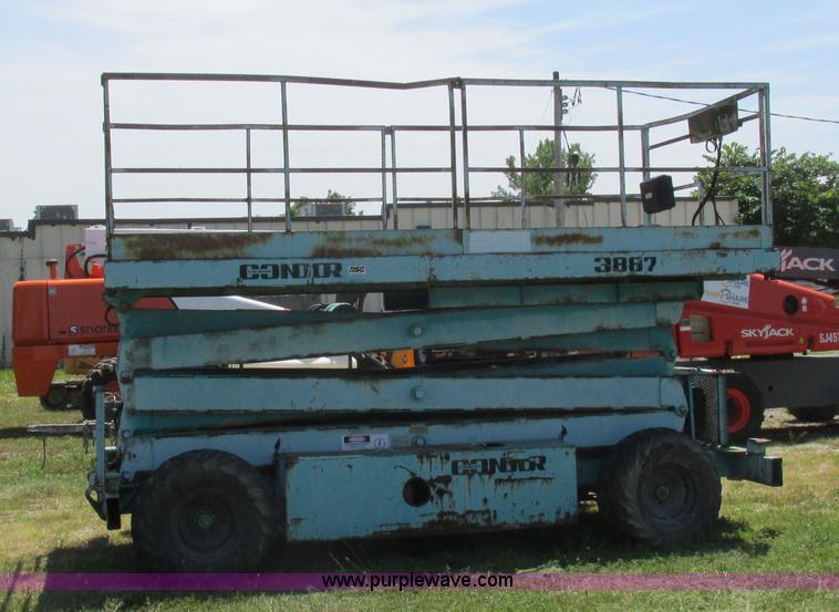 image for item L4010 Condor 3887 scissor lift