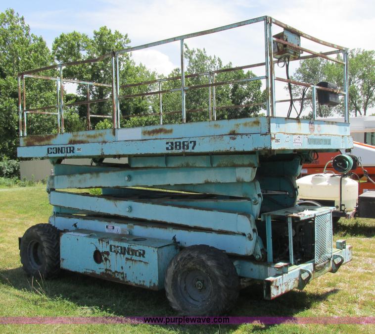 image for item L4010 Condor 3887 scissor lift