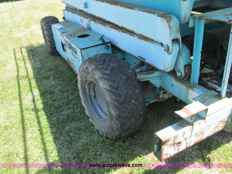 image for item L4010 Condor 3887 scissor lift