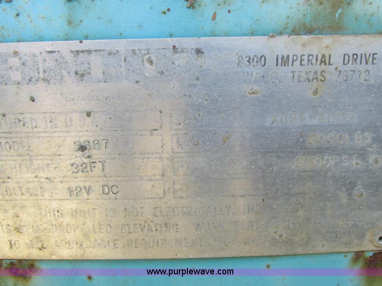 image for item L4010 Condor 3887 scissor lift