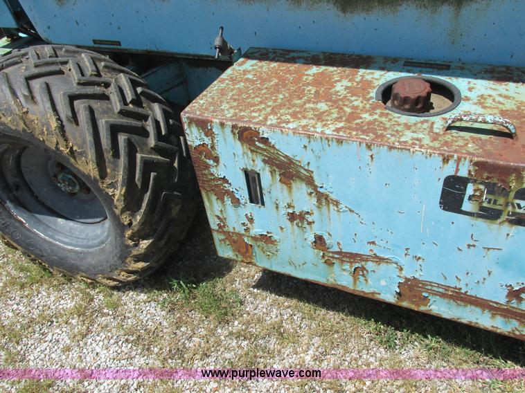 image for item L4010 Condor 3887 scissor lift