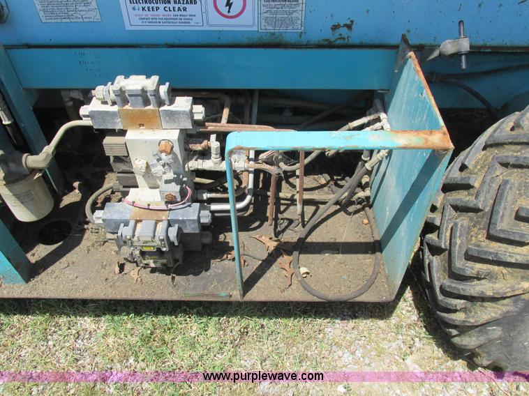 image for item L4010 Condor 3887 scissor lift