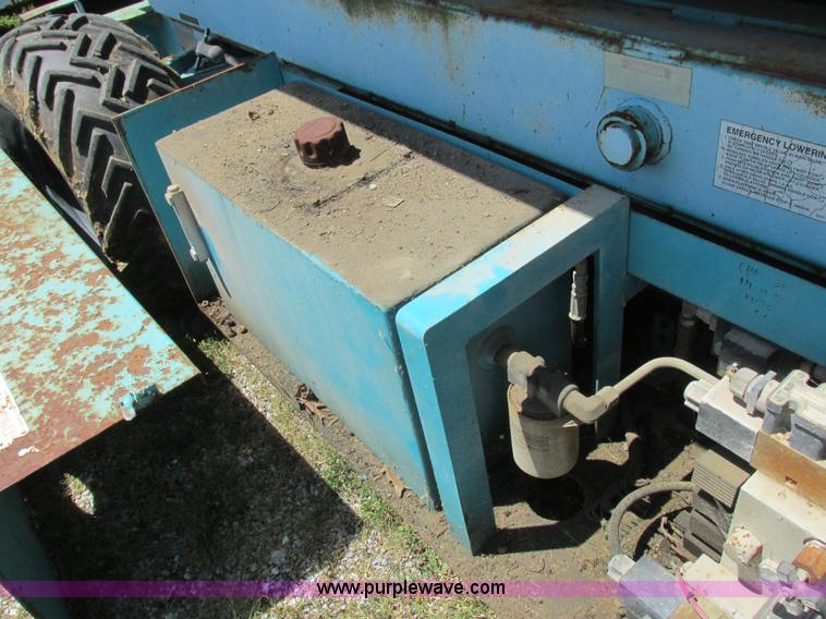 image for item L4010 Condor 3887 scissor lift