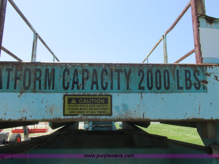 image for item L4010 Condor 3887 scissor lift