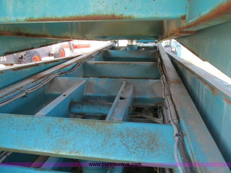 image for item L4010 Condor 3887 scissor lift