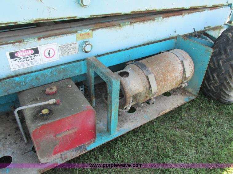 image for item L4010 Condor 3887 scissor lift