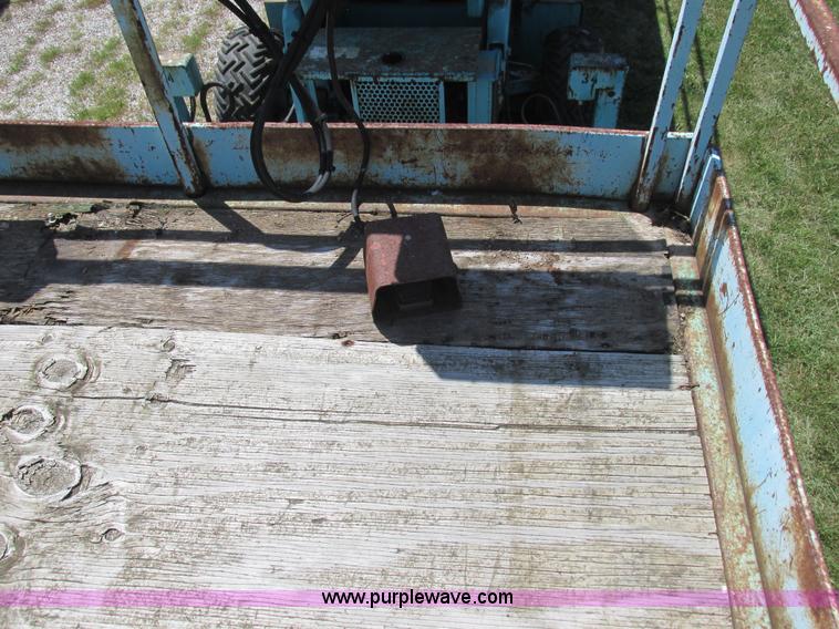 image for item L4010 Condor 3887 scissor lift