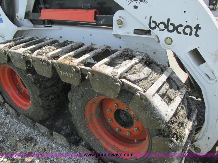 image for item L4012 2000 Bobcat 773 skid steer
