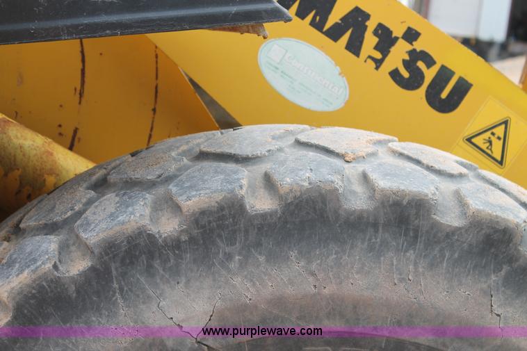 image for item L4368 2002 Komatsu WA270 wheel loader