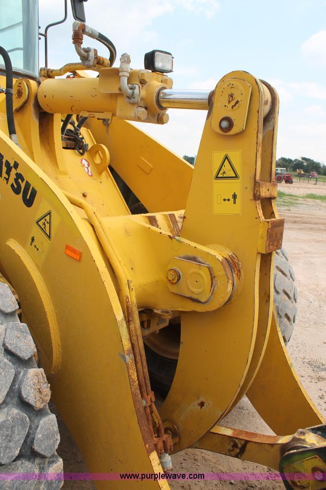 image for item L4368 2002 Komatsu WA270 wheel loader