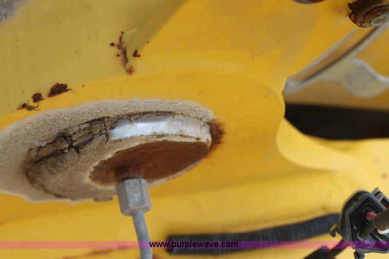 image for item L4368 2002 Komatsu WA270 wheel loader