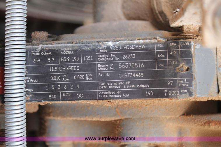 image for item L4368 2002 Komatsu WA270 wheel loader