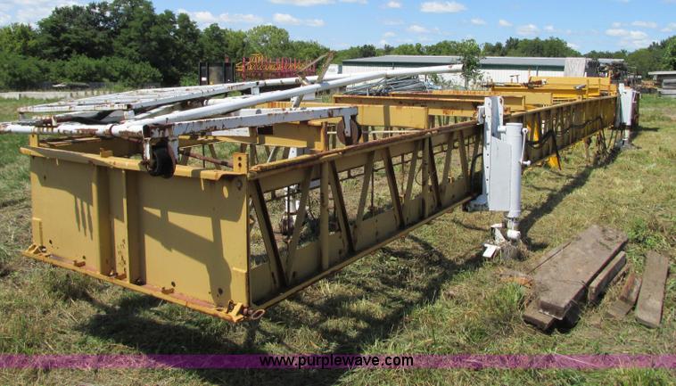 image for item R9374 Gomaco bridge finishing machine