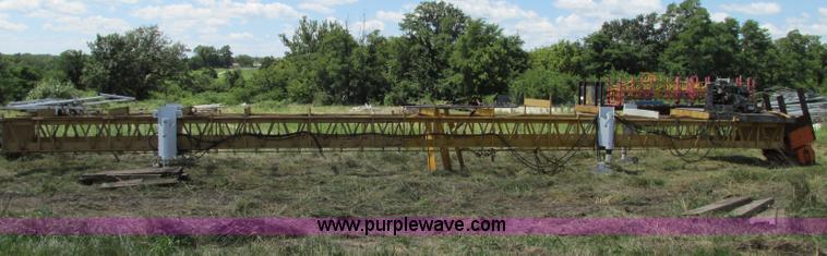 image for item R9374 Gomaco bridge finishing machine