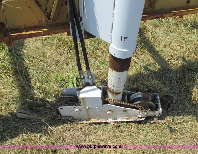 image for item R9374 Gomaco bridge finishing machine