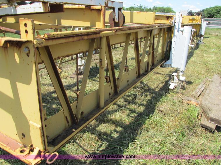 image for item R9374 Gomaco bridge finishing machine