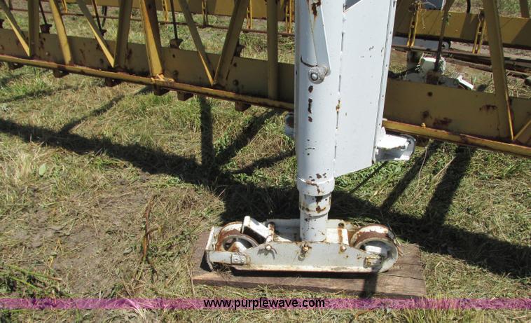 image for item R9374 Gomaco bridge finishing machine