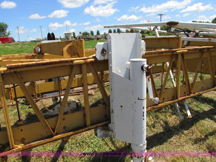 image for item R9374 Gomaco bridge finishing machine