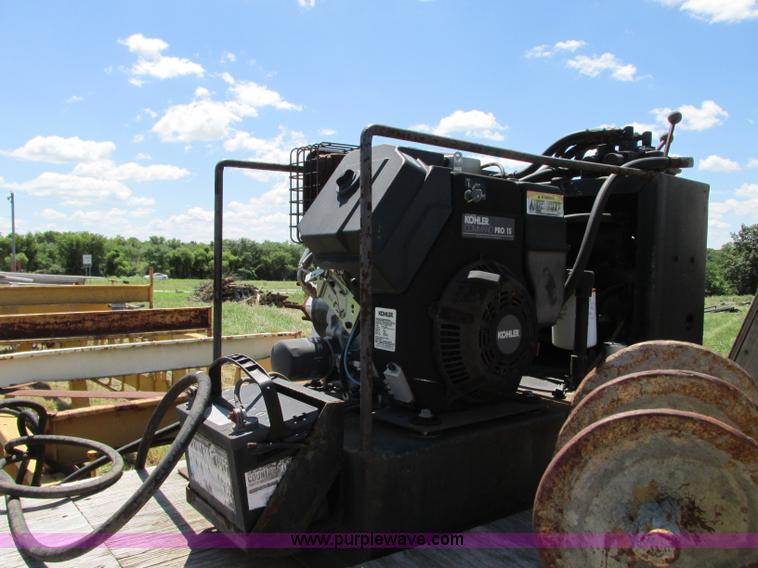 image for item R9374 Gomaco bridge finishing machine