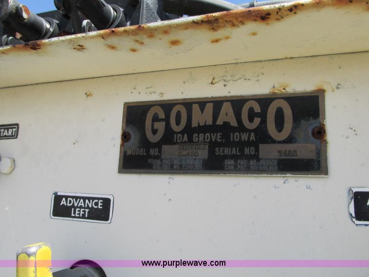 image for item R9374 Gomaco bridge finishing machine