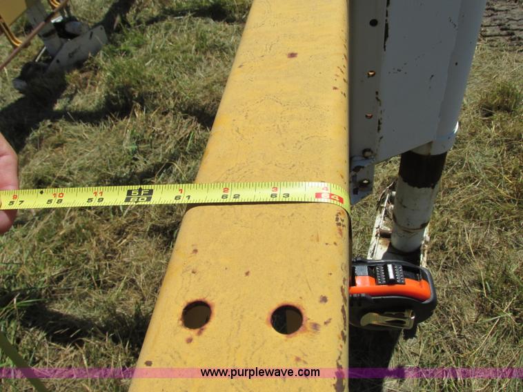 image for item R9374 Gomaco bridge finishing machine