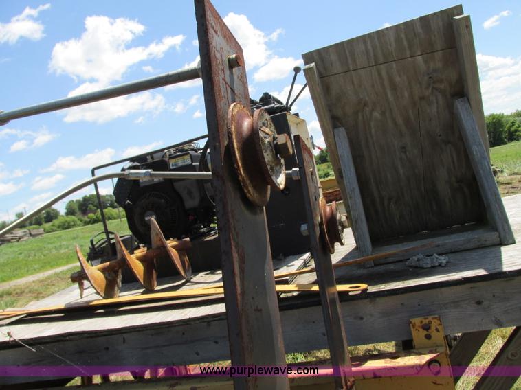 image for item R9374 Gomaco bridge finishing machine