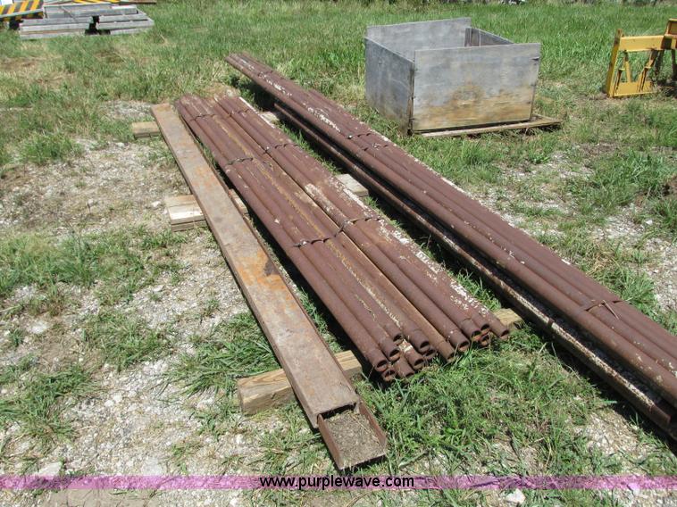 image for item R9374 Gomaco bridge finishing machine