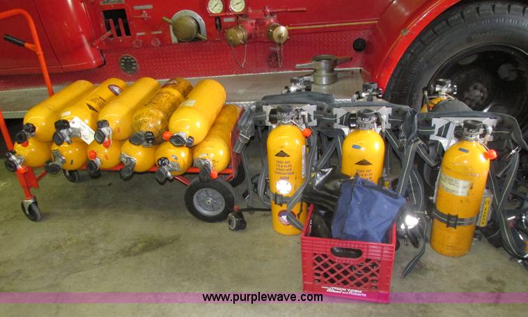 image for item AV9147 (6) Scott SCBA backpacks with tanks