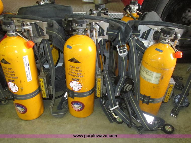 image for item AV9147 (6) Scott SCBA backpacks with tanks