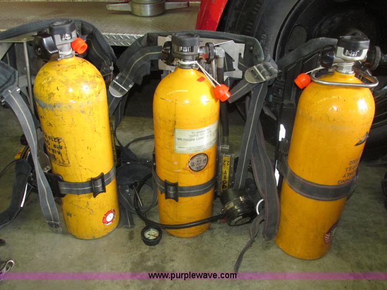 image for item AV9147 (6) Scott SCBA backpacks with tanks