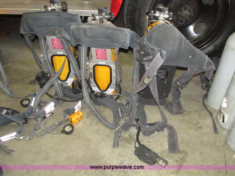 image for item AV9147 (6) Scott SCBA backpacks with tanks
