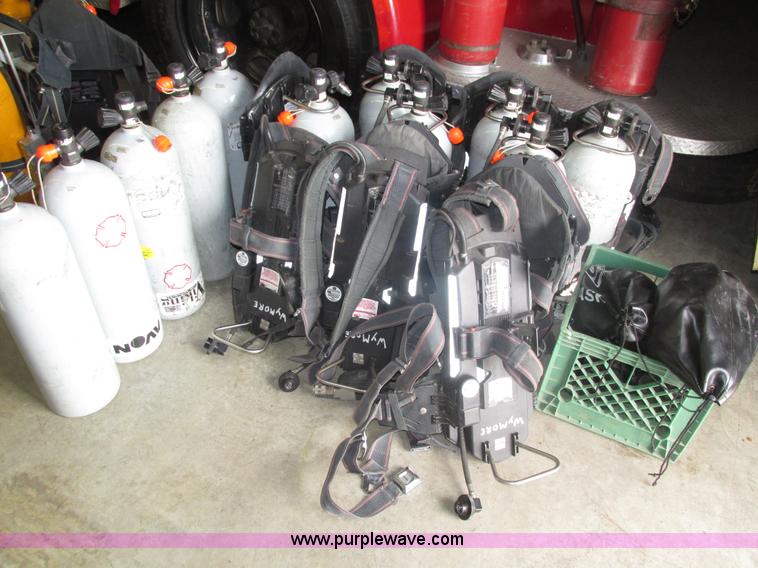 image for item AV9148 (9) Viking SCBA backpacks and accessories