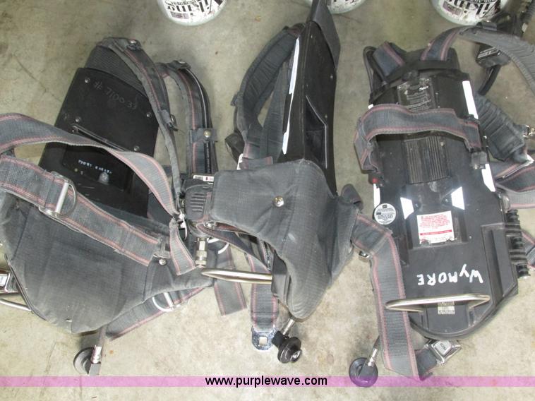 image for item AV9148 (9) Viking SCBA backpacks and accessories