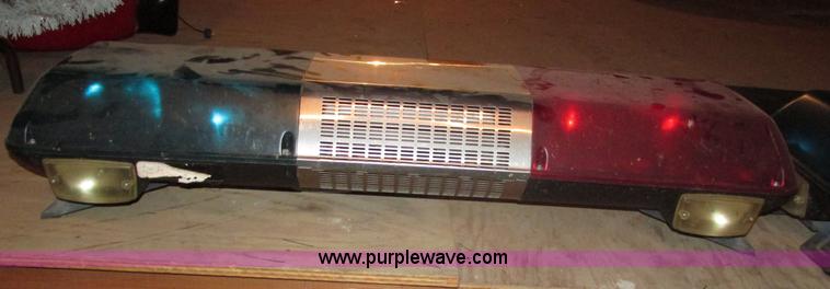 image for item AV9149 Street Hawk red and blue light bars