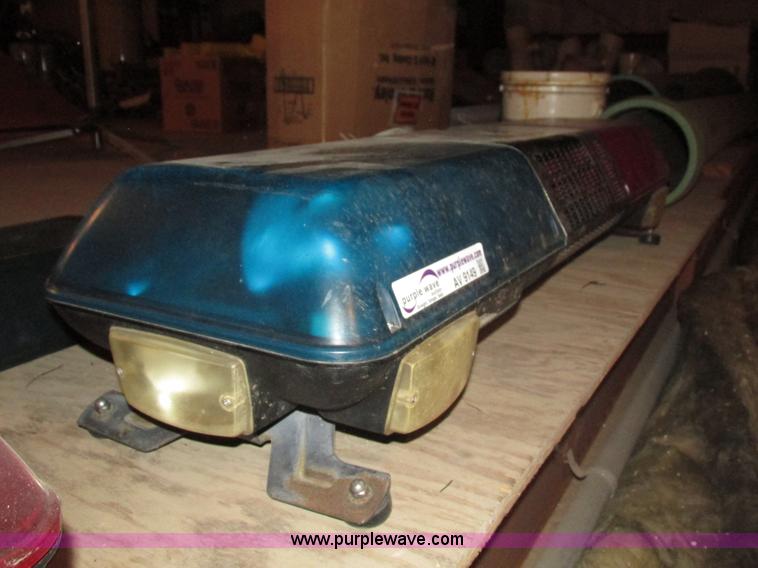 image for item AV9149 Street Hawk red and blue light bars