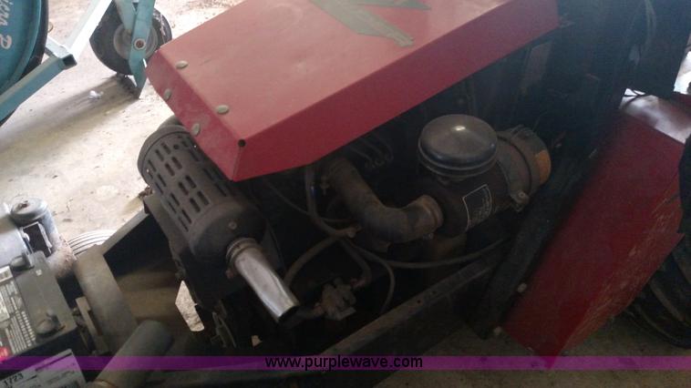 image for item BC9205 Snapper Z-Rider lawn mower