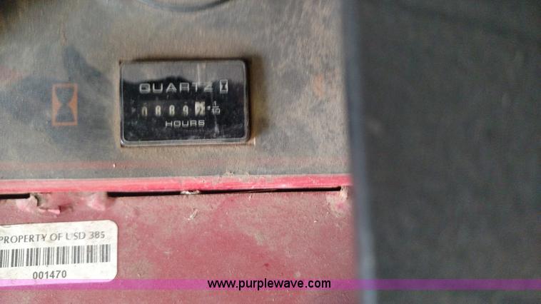 image for item BC9205 Snapper Z-Rider lawn mower